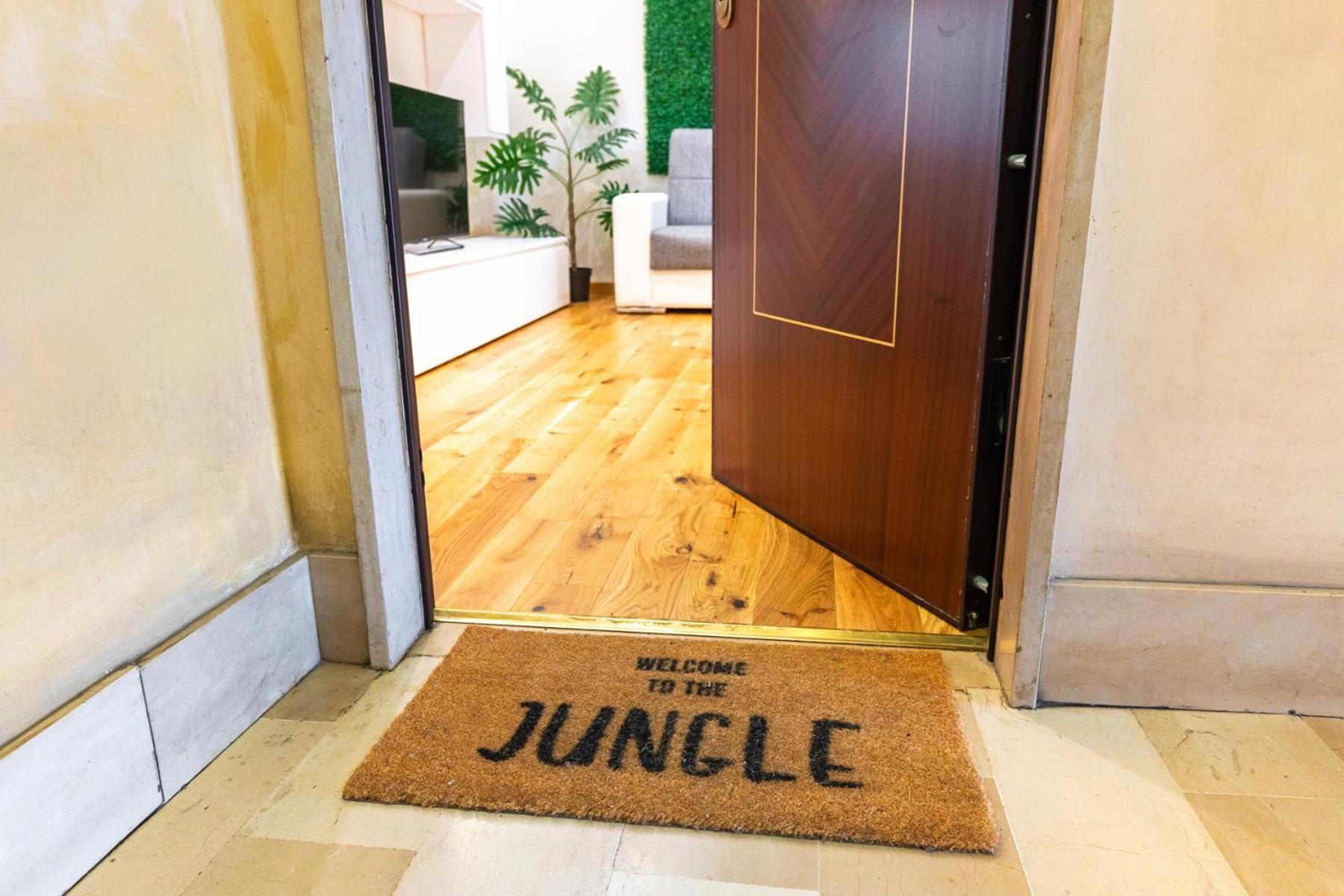 Urban Jungle Santa Rita Family Home Turin Exterior foto